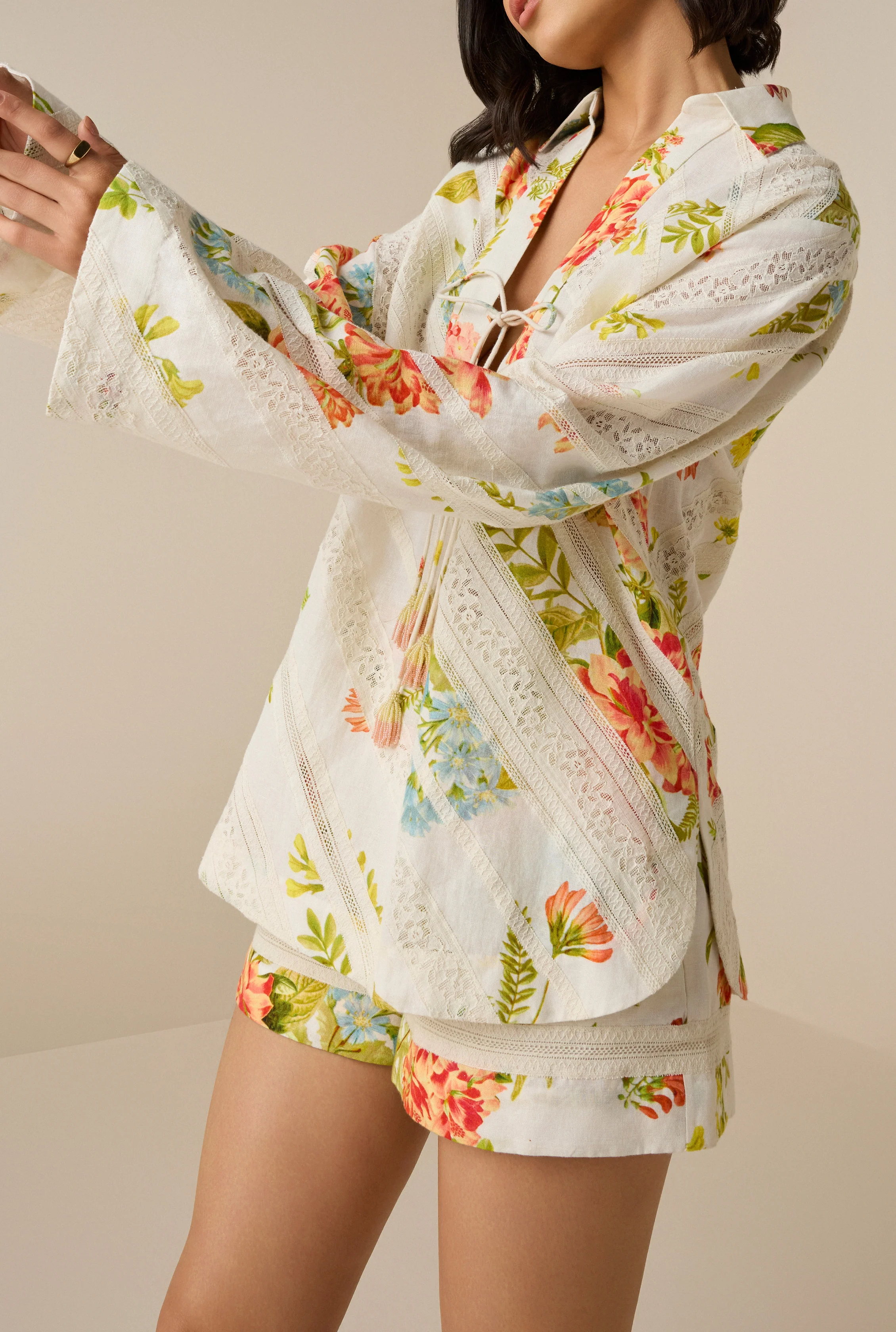 Dhun White Shorts - Image 3