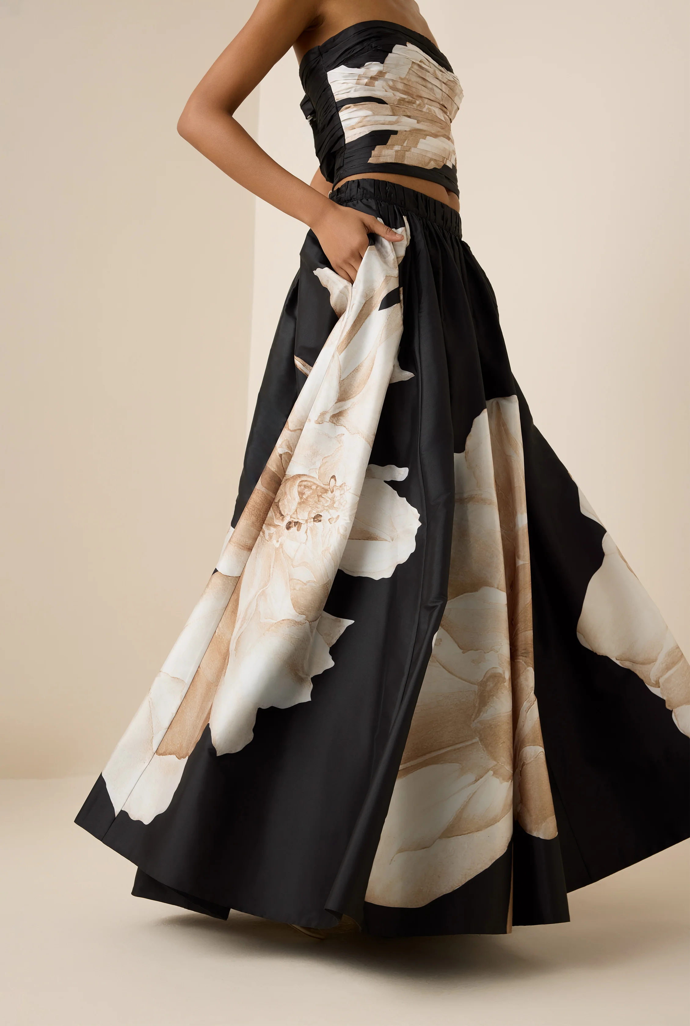 Niru Maxi Skirt - Image 3