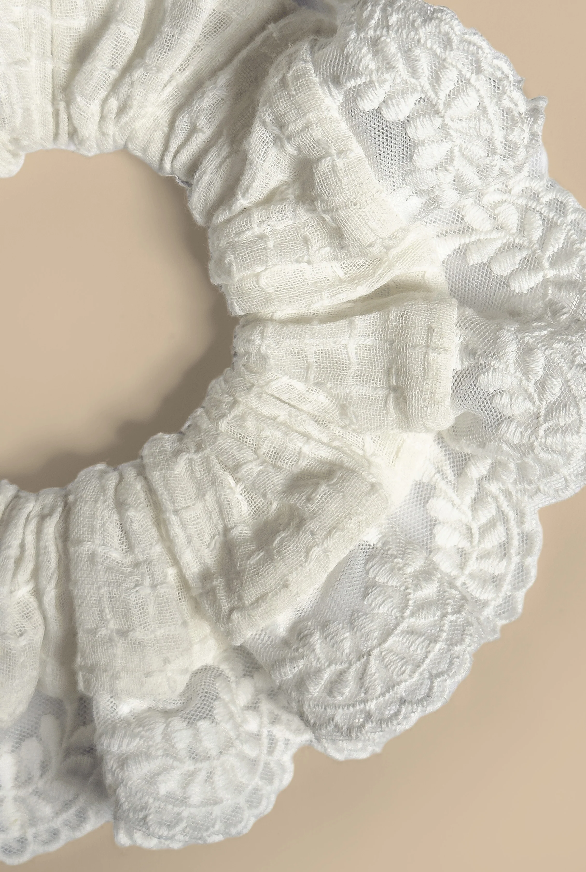 White Scrunchie - Image 4